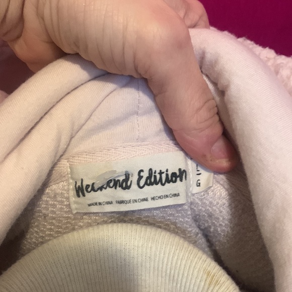 Weekend edition baby pink super fluffy sweater . Heavy! Big hood. Drawstring - Picture 3 of 3